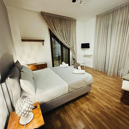 B&B Degli Artisti Suite レッチェ エクステリア 写真