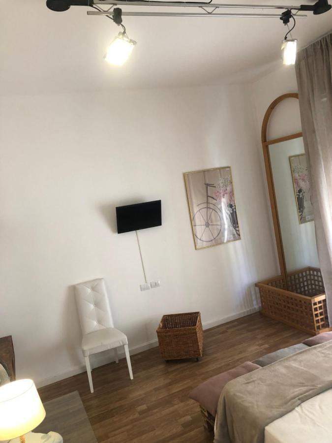 B&B Degli Artisti Suite レッチェ エクステリア 写真