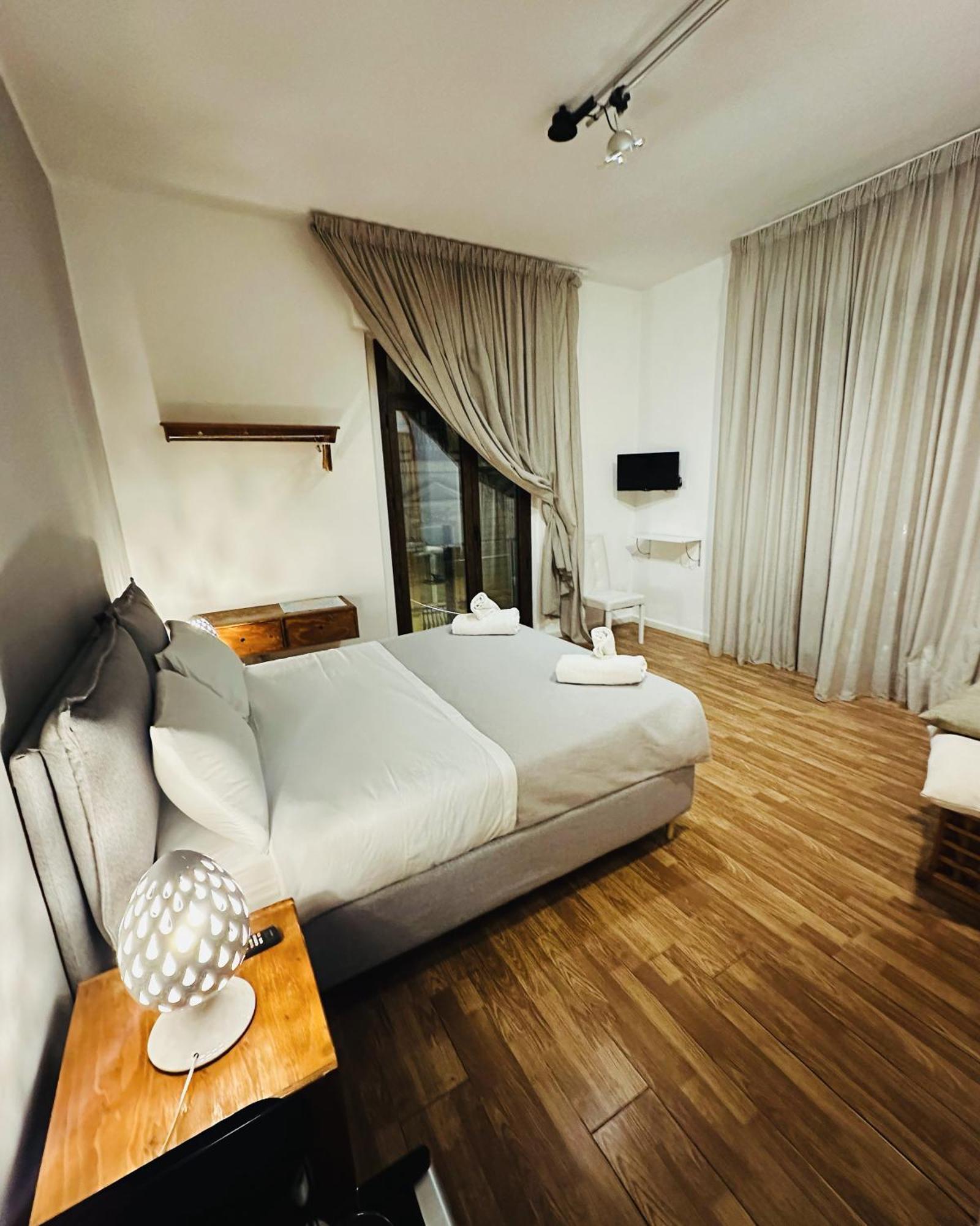 B&B Degli Artisti Suite レッチェ エクステリア 写真