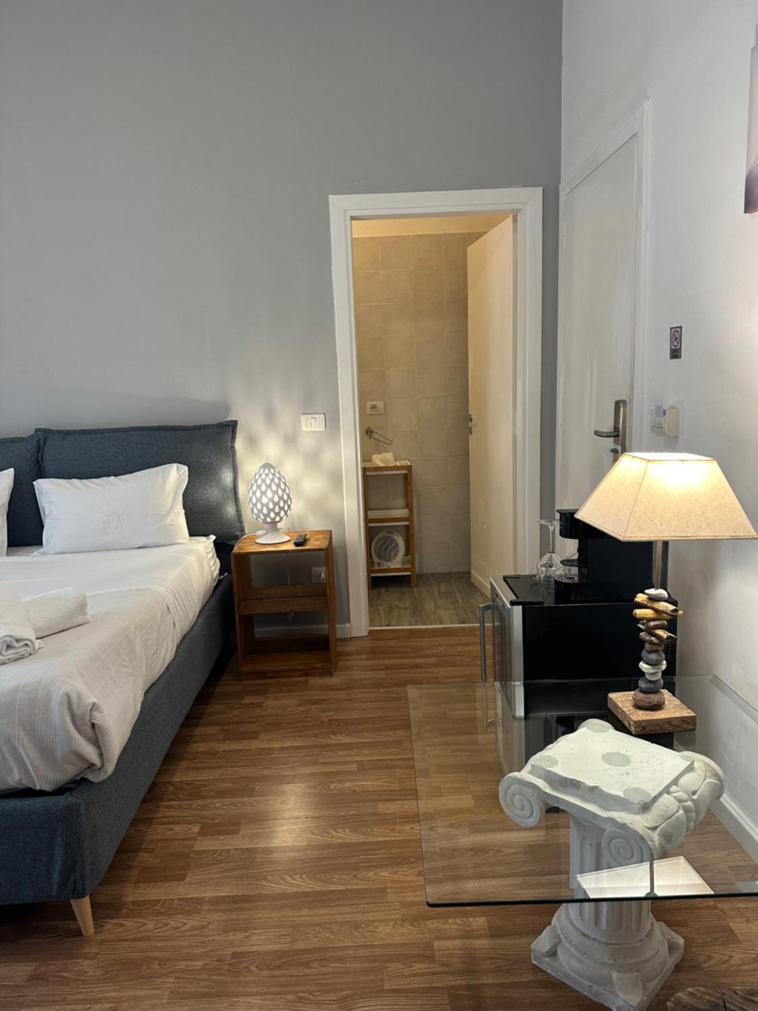 B&B Degli Artisti Suite レッチェ エクステリア 写真