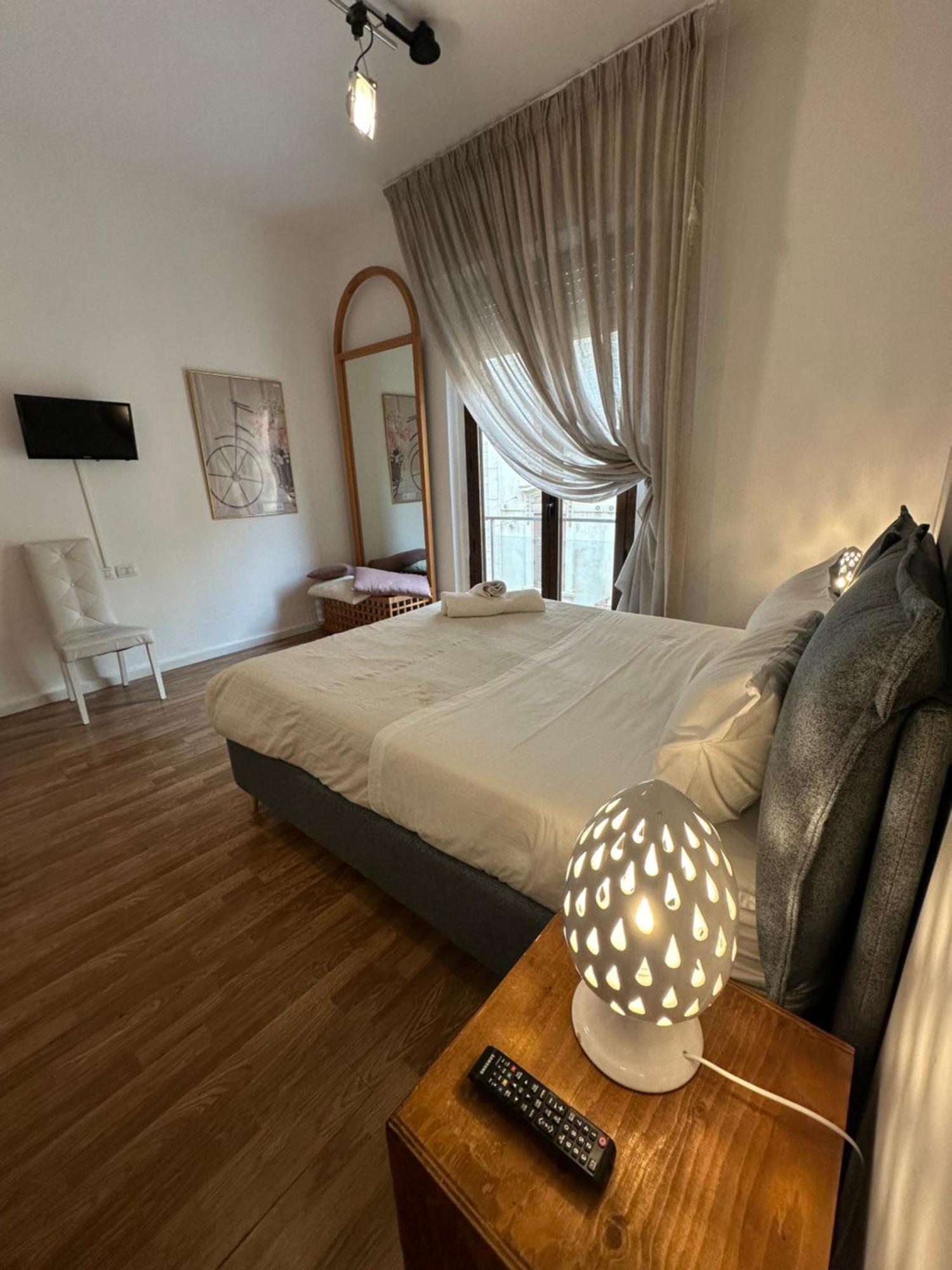 B&B Degli Artisti Suite レッチェ エクステリア 写真