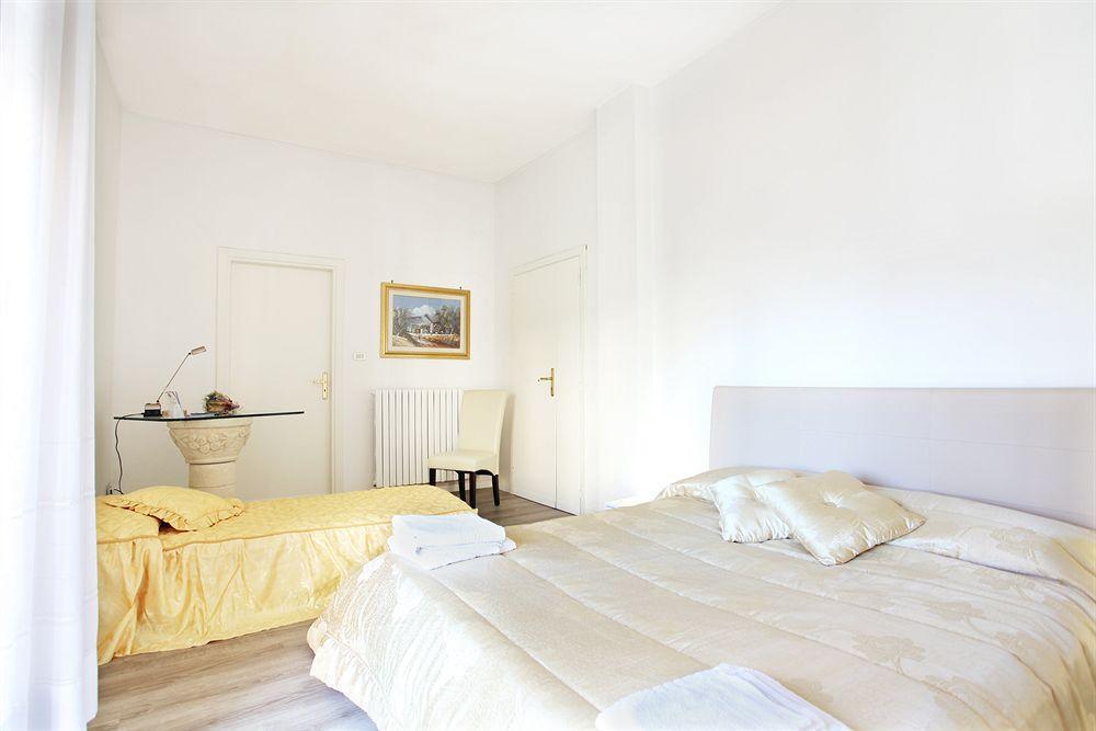 B&B Degli Artisti Suite レッチェ エクステリア 写真